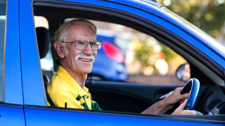 Permis de conduire: 7 erreurs qui doivent inciter un senior à ne plus prendre le volant