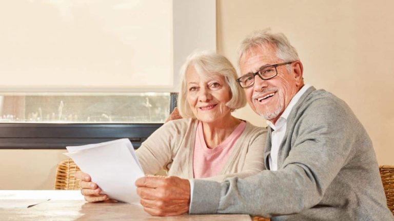 Augmentation des retraites: qui va toucher le bonus de 600 euros par mois en septembre sur sa pension ?