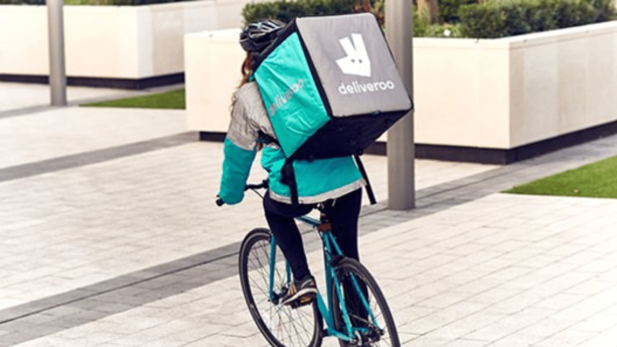 Faites très attention si vous commandez sur Uber Eats et Deliveroo cette nouvelle arnaque explose