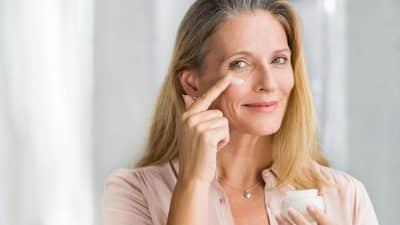 Anti-âge : cette technique qui séduit les médecins esthétiques