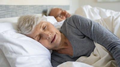 Ces conseils très simples pour dormir comme un bébé après 60 ans