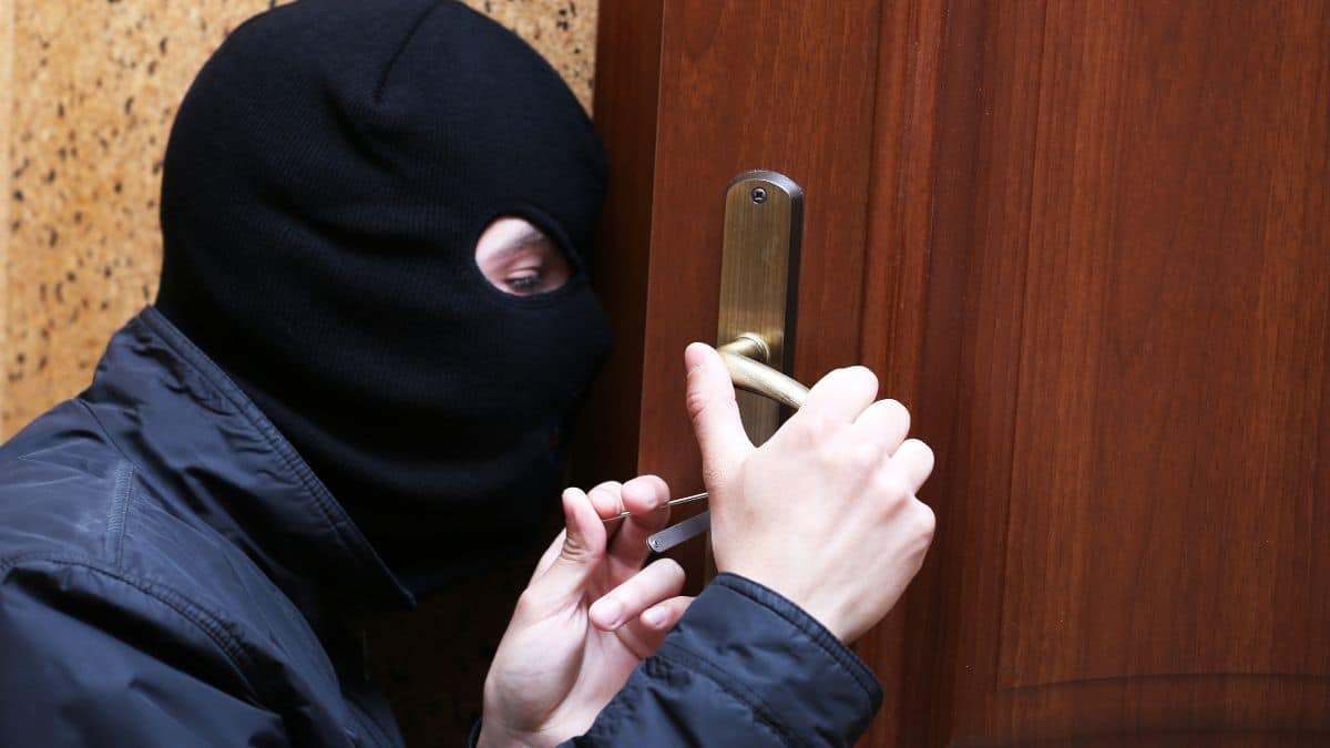 Cette nouvelle méthode des cambrioleurs pour surveiller votre logement