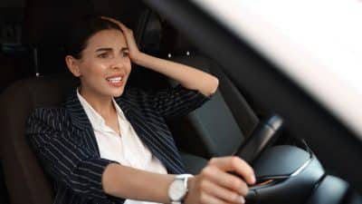 Comment détecter facilement les voitures-radars privées sur nos routes pour éviter les amendes ?