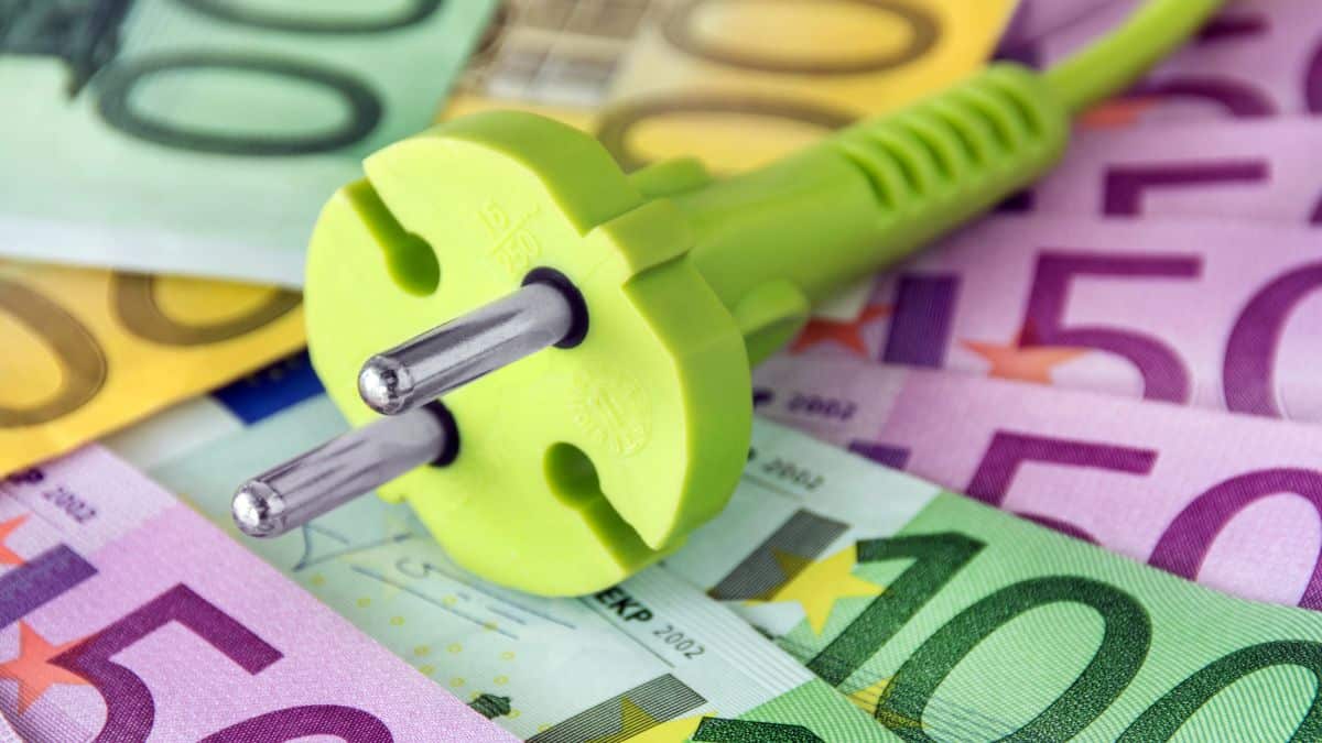 Électricité : pourquoi le tarif réglementé va changer en août et c'est une mauvaise nouvelle