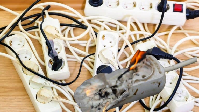 Il ne faut jamais brancher un ventilateur sur cette prise et voici pourquoi
