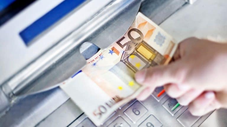 Les agences bancaires c'est bientôt fini ? Tous les changements à connaitre