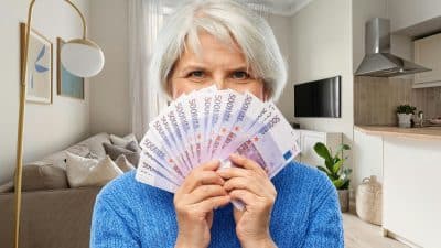 Prime seniors: ces Français qui pourront toucher 800 euros par mois en plus