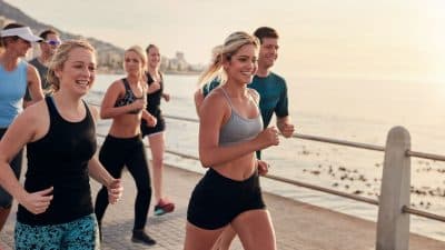 Running sous la chaleur : techniques et stratégies efficaces pour gérer la course par temps chaud