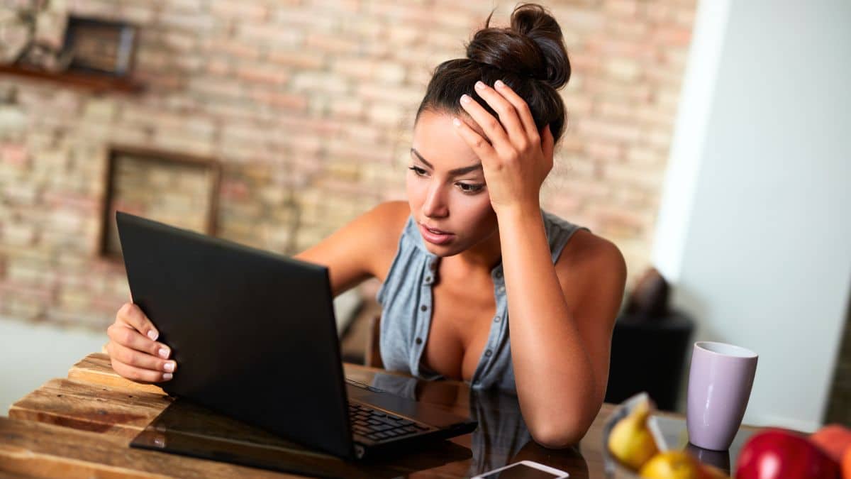 Tous les clients de la Banque Postale vont devoir payer 15 euros s'ils ne répondent pas à cette demande