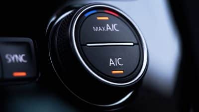 Une amende de plus de 200 euros pour tous les automobilistes qui utilisent mal la climatisation de leur voiture cet été