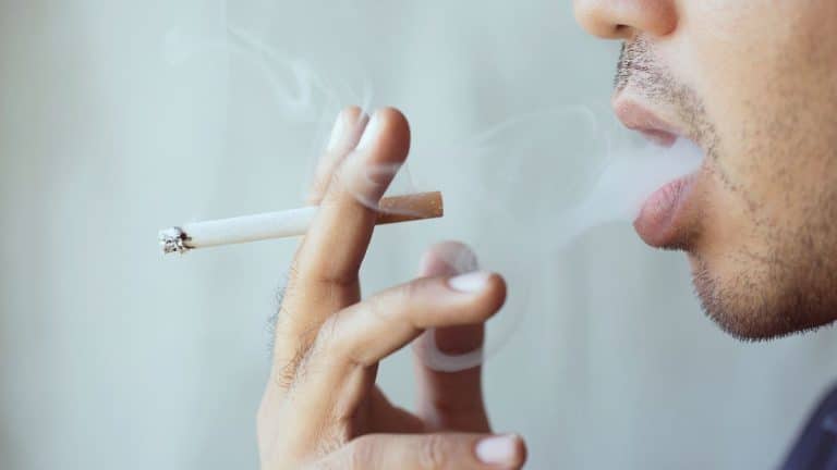 "Après 20 ans à fumer tous les jours, j’ai adopté ce rituel matinal pour rester non‑fumeur"