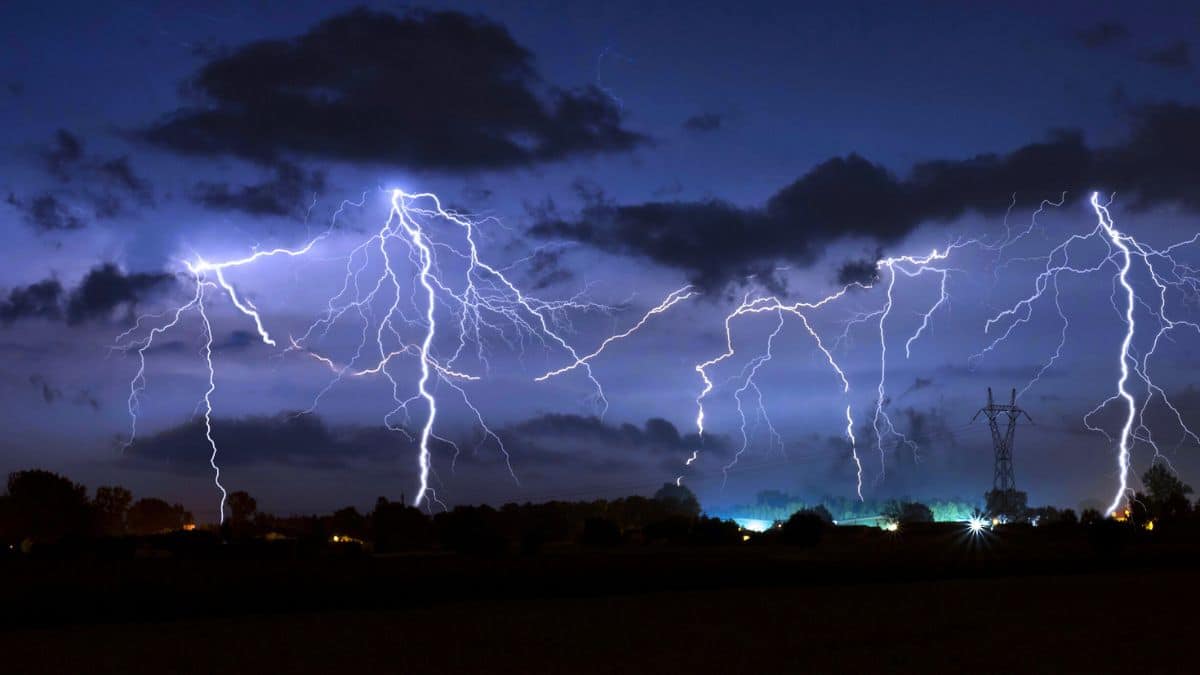Alerte Orages : des prévisions catastrophiques et une vigilance jaune pour 36 départements ce lundi