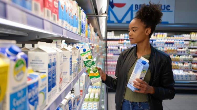 Alerte santé : ce lait vendu partout chez Leclerc présente un défaut dangereux, ne le buvez surtout pas