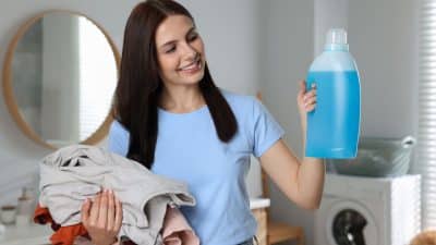 Ce mélange maison rend vos vêtements plus doux que jamais et c'est sans produits toxiques
