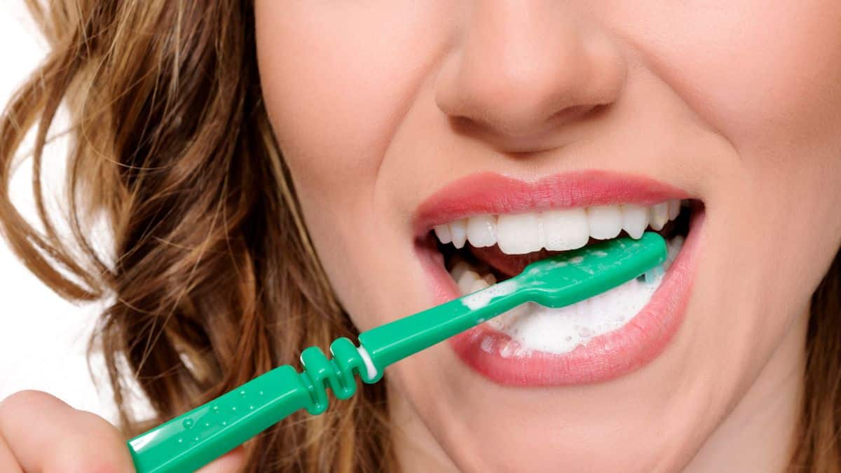 Ces mauvaises habitudes au moment de se laver les dents sont très mauvaises pour sa santé bucco-dentaire