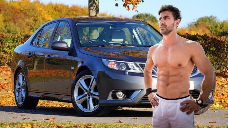 Conduire torse nu au volant : que risque vraiment les automobilistes pendant l’été ?