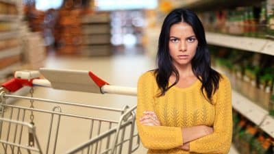 Fermeture définitive de ce magasin Intermarché : les salariés choqués par le comportement de certains clients