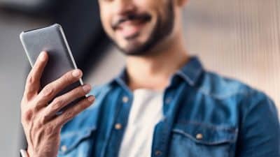 J’ai acheté un smartphone à 20 € : comparatif après 30 jours d’utilisation