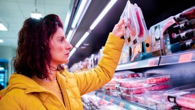 Les méthodes vraiment efficaces pour payer la viande moins cher au supermarché