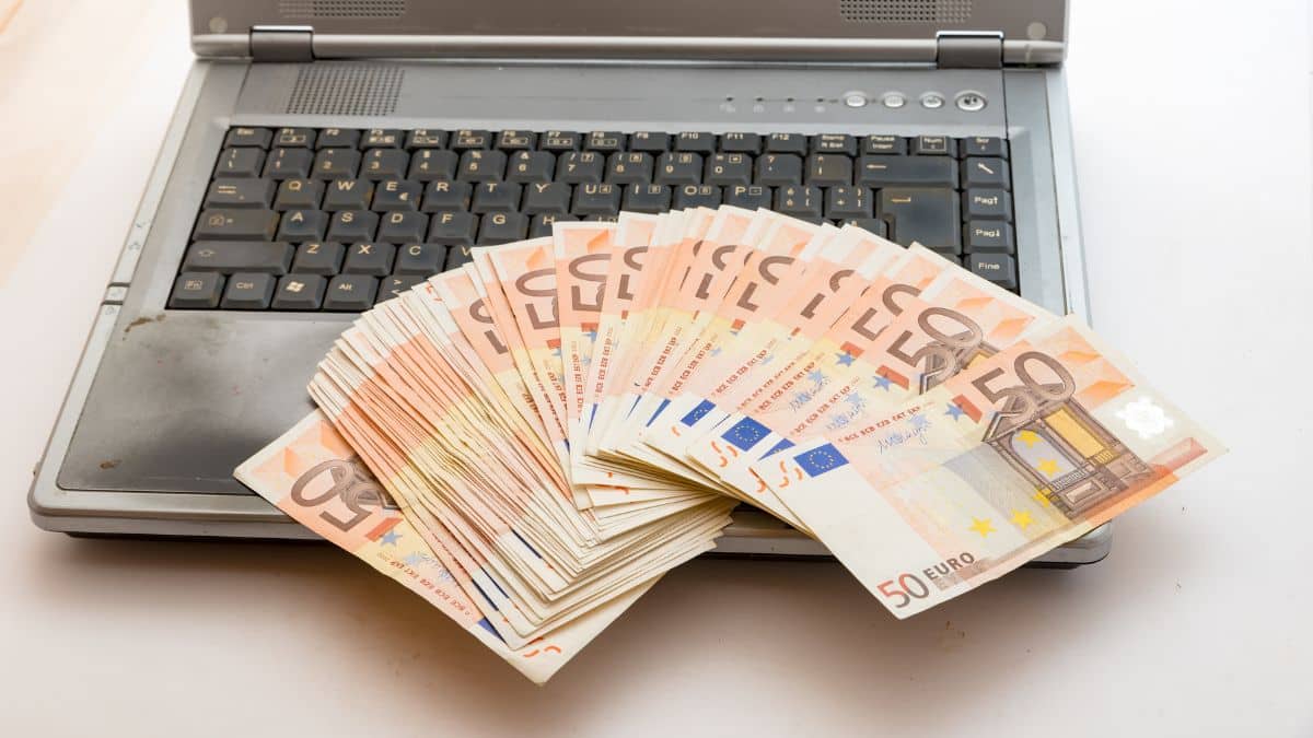 Panne SFR : obtenir un remboursement après l’incident, les étapes à suivre