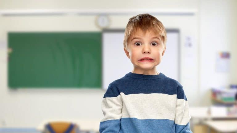 Rentrée 2025: "Mon ado a vaincu sa phobie scolaire grâce à ces 5 astuces"