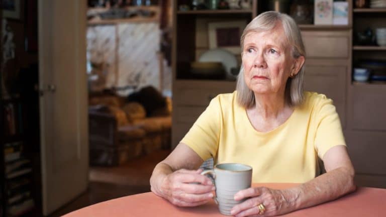 Solitude, ennui, isolement: cette méthode de psy redonne du sens à la vie après 60 ans