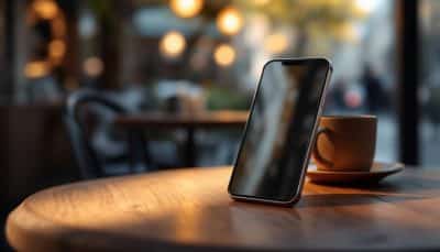 La carte grise bientôt sur smartphone : la dématérialisation s'accélère en France