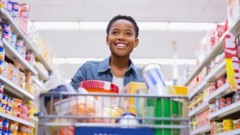 Intermarché, Leclerc, LIDL, Auchan, Carrefour: quelle enseigne respecte le plus ses équipes ?