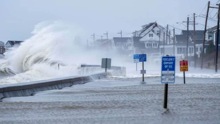 Météo: ce mercredi, vagues-submersion et vigilance jaune dans 6 départements