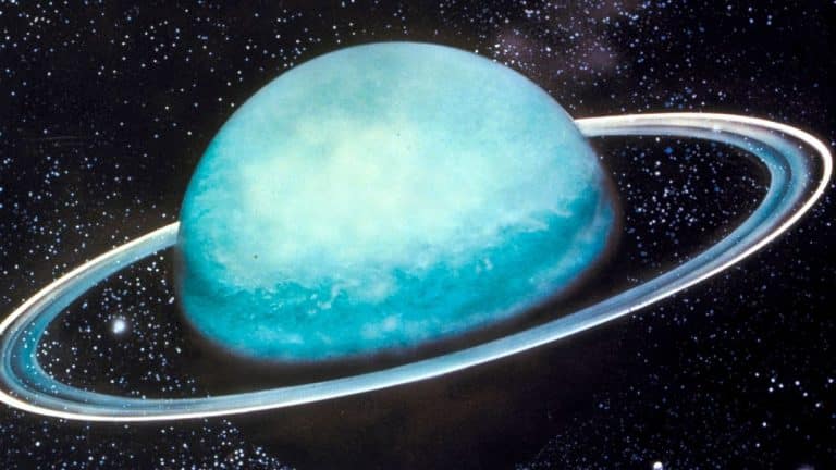 Vous pensiez Uranus tranquille ? James-Webb révèle une découverte inattendue tout près de la planète