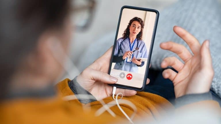 Vous recevez un appel vidéo WhatsApp ? Attention une arnaque exploite votre caméra pour vider vos comptes, comment l’éviter