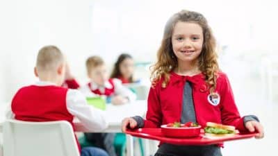 Aides cantine et restauration scolaire : comment en bénéficier