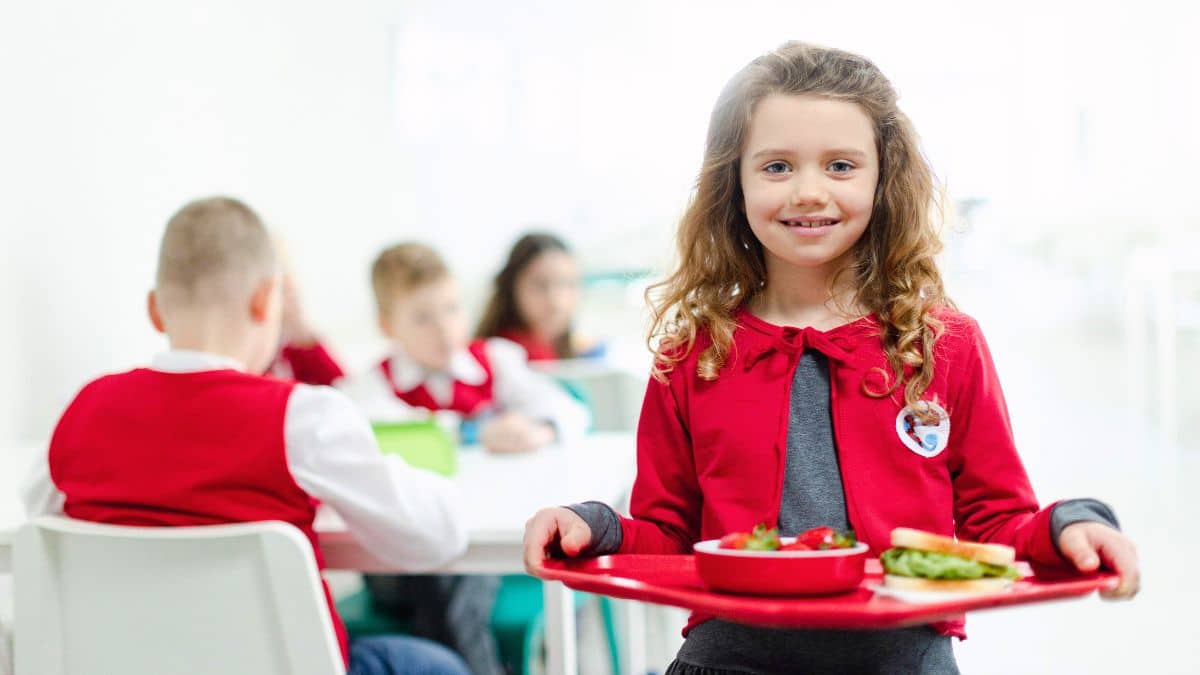 Aides cantine et restauration scolaire : comment en bénéficier