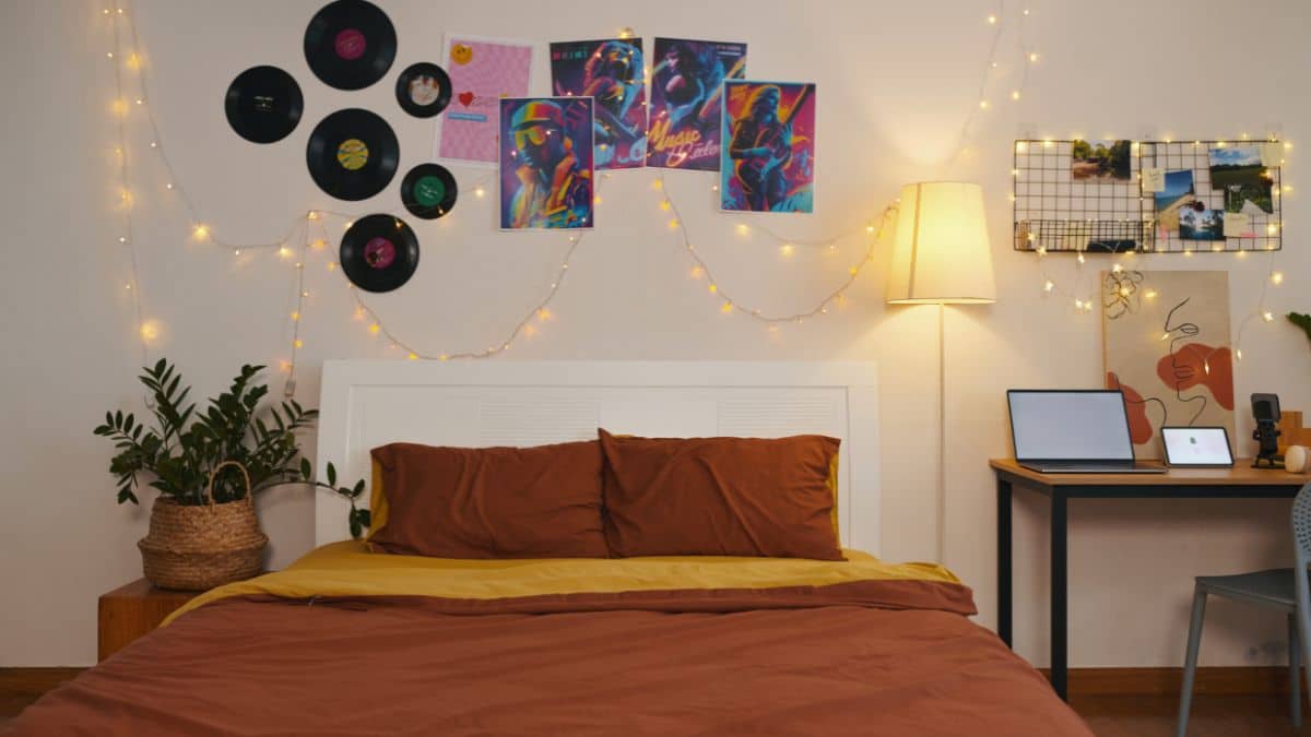 On a bâti une chambre d’ado stylée pour 300 € : shopping list et DIY photo