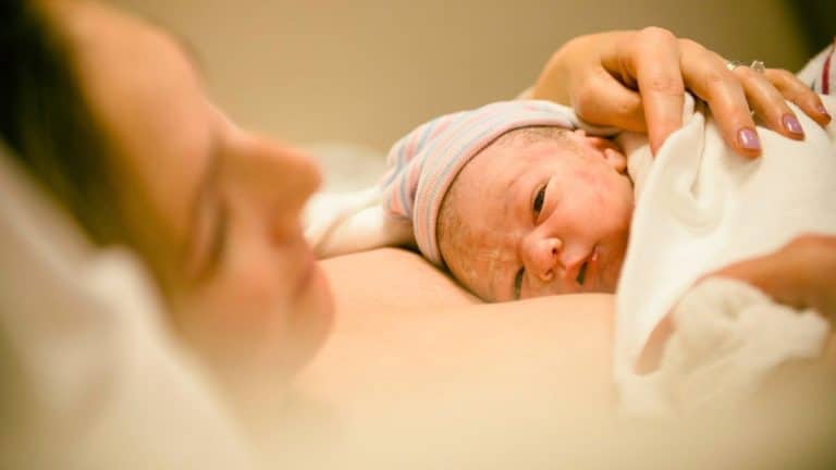 PAJE – Prime à la naissance ou à l’adoption : montants et démarches