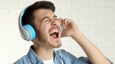 Spotify, Netflix, YouTube : la France veut instaurer une taxe sur les contenus téléchargés