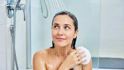 Lepointdujour.fr - Pipi sous la douche: des experts le recommandent, jusqu’à 2 000 litres d’eau économisés par an