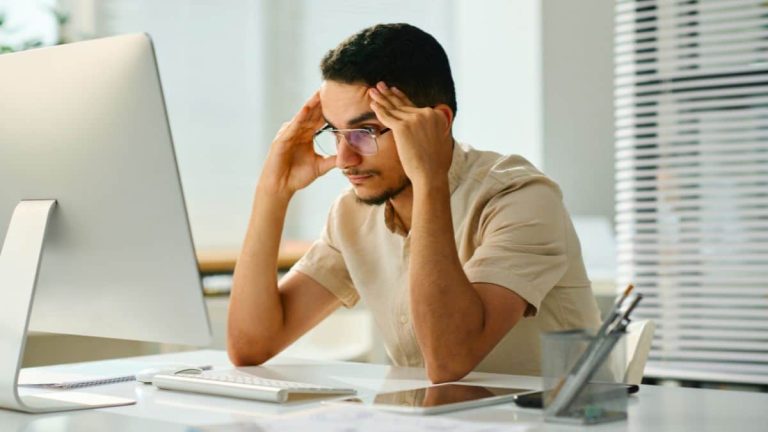 Virements bancaires à Noël : pourquoi ils sont suspendus et comment envoyer votre argent sans blocage